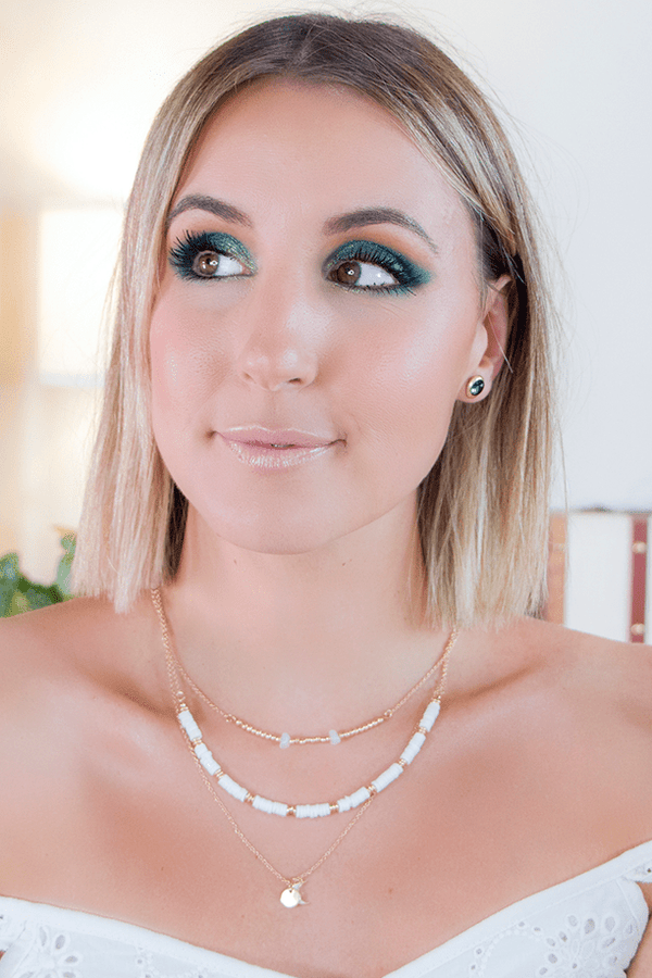 Alma Eyeshadow Palette - CorazonaBeauty