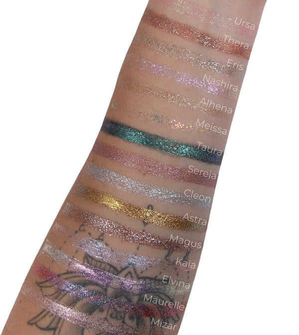 Liquid eyeshadow Glitter Queen - CorazonaBeauty
