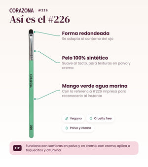 Eyeshadow Brush #226 - CorazonaBeauty