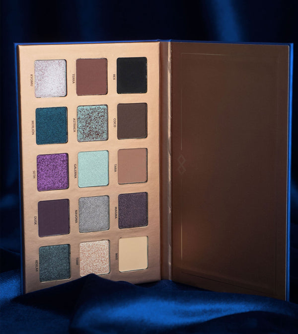 INFINIT! 3.0 by conMdeMiriam Eyeshadow palette - CorazonaBeauty