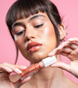 Lip Gloss Gloss Up - CorazonaBeauty