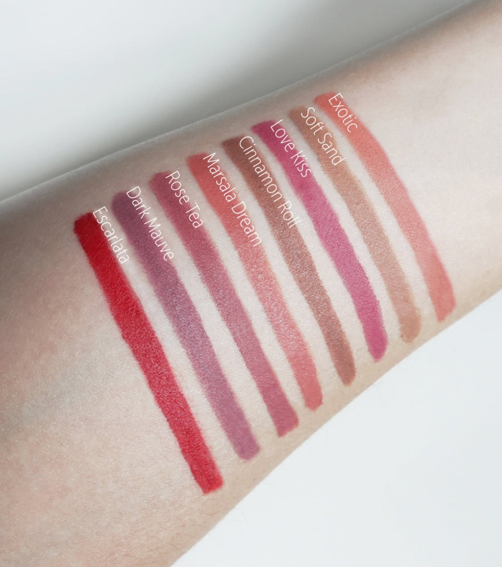 Lip liner The Limit - CorazonaBeauty