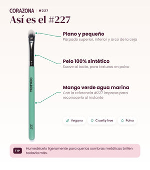 Small Flat Brush #227 - CorazonaBeauty