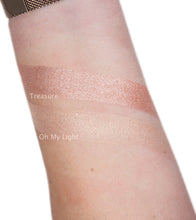 Load image into Gallery viewer, Soulmate Highlighter - CorazonaBeauty
